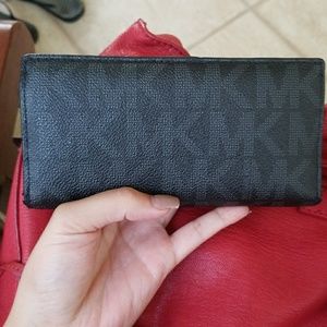 MK wallet